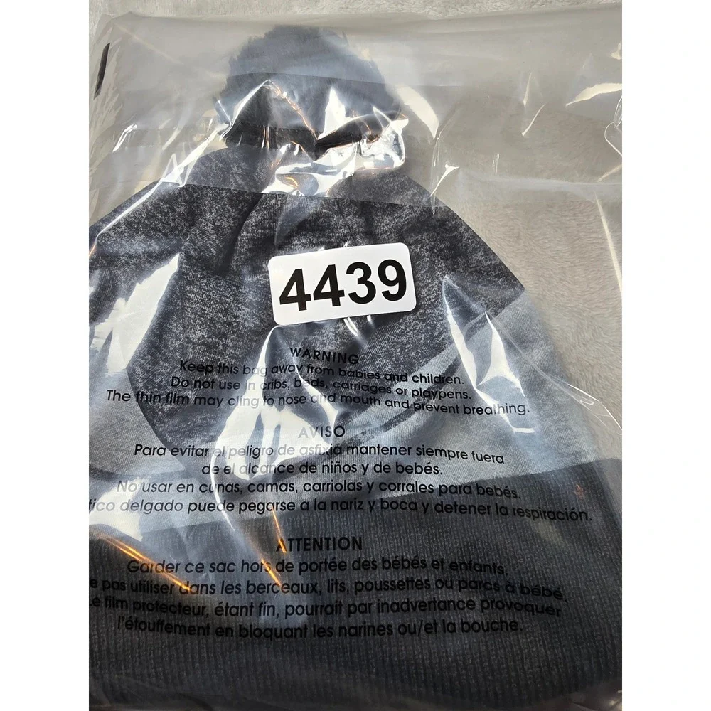 Nike Youth‎ Gray Swoosh Pom Beanie Hat Cap Winter Ski